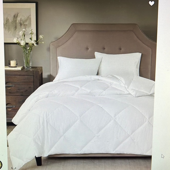 1000 spread count diamond close it down alternative comforter - Picture 1 of 2